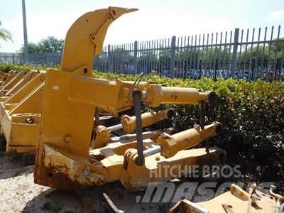 CAT D8T Ripper, S/S Diger parçalar