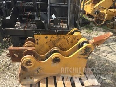 CAT D8T Ripper, S/S Diger parçalar