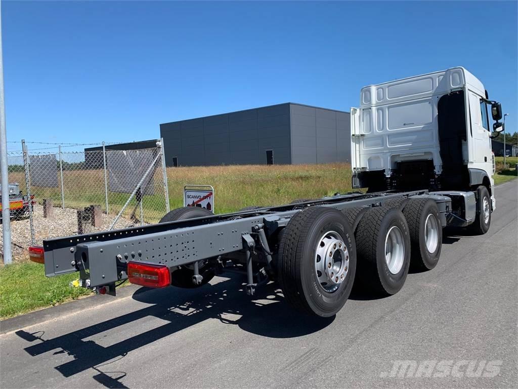 DAF XF 430 8x4*4 Çekiciler