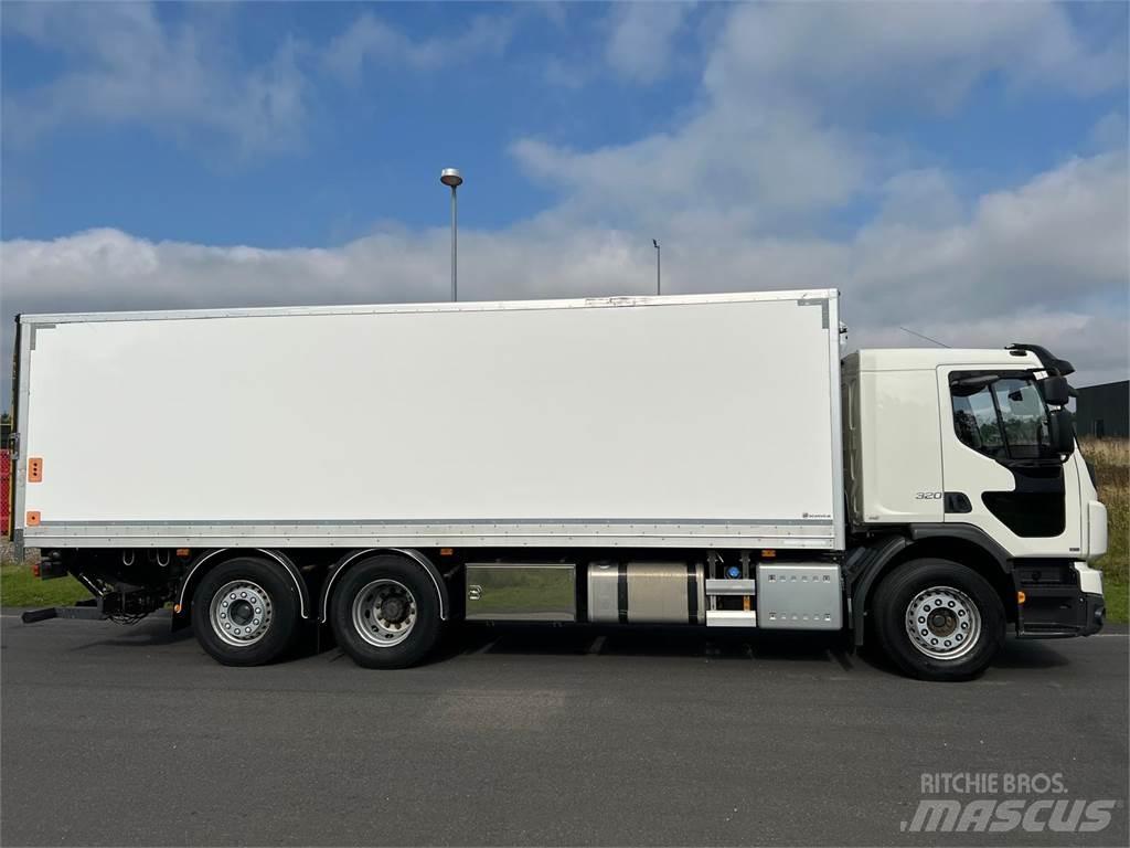 Volvo FE320 6x2*4 Kapali kasa kamyonlar