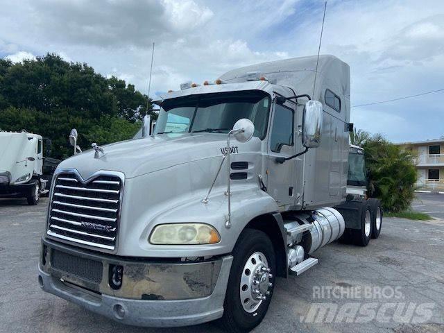 Mack CXU613 Çekiciler