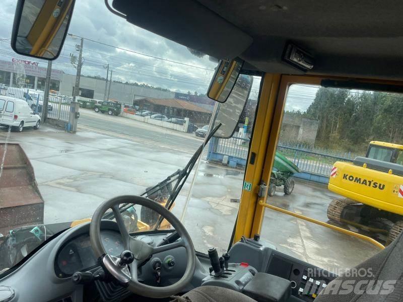 Volvo L 90 E Tekerlekli yükleyiciler