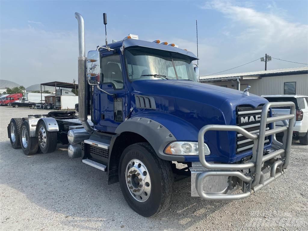 Mack GRANITE Çekiciler