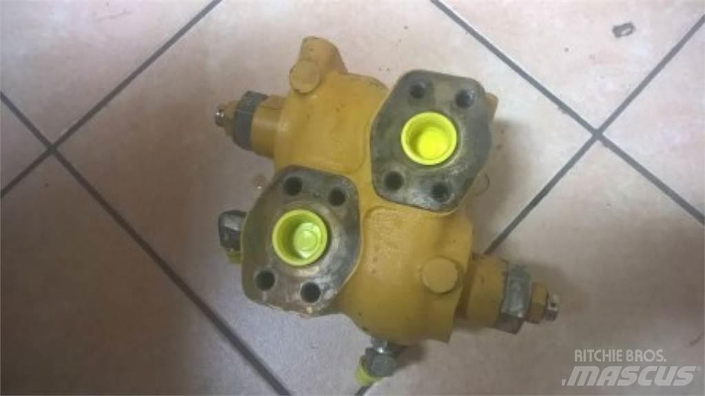 CAT 231D Diger