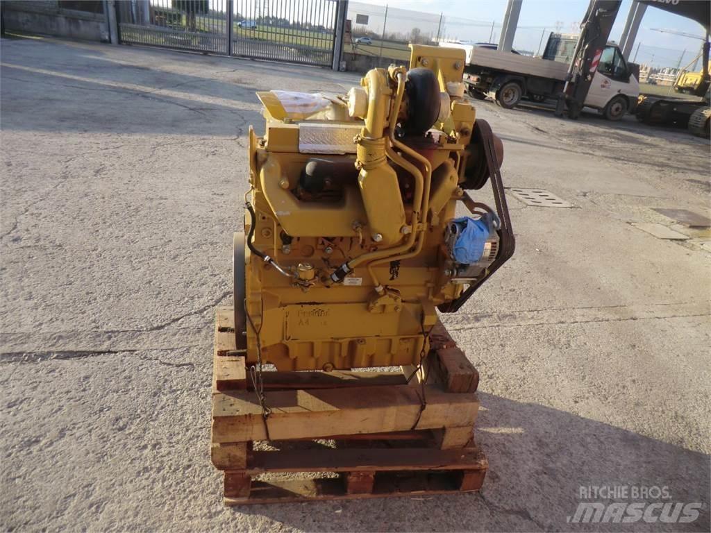 CAT 3054 Motorlar