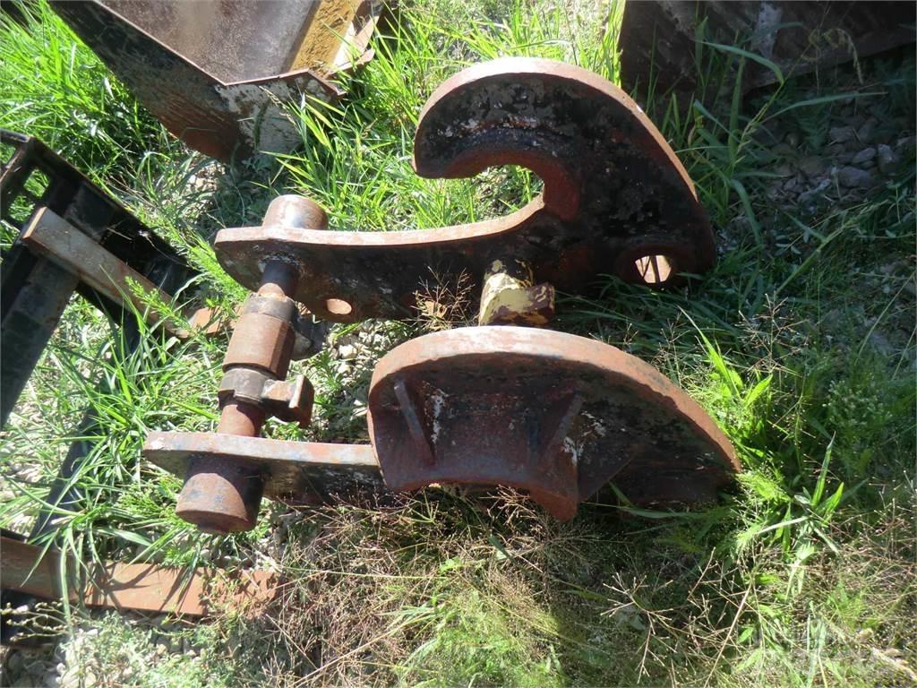 CAT 330 Diger
