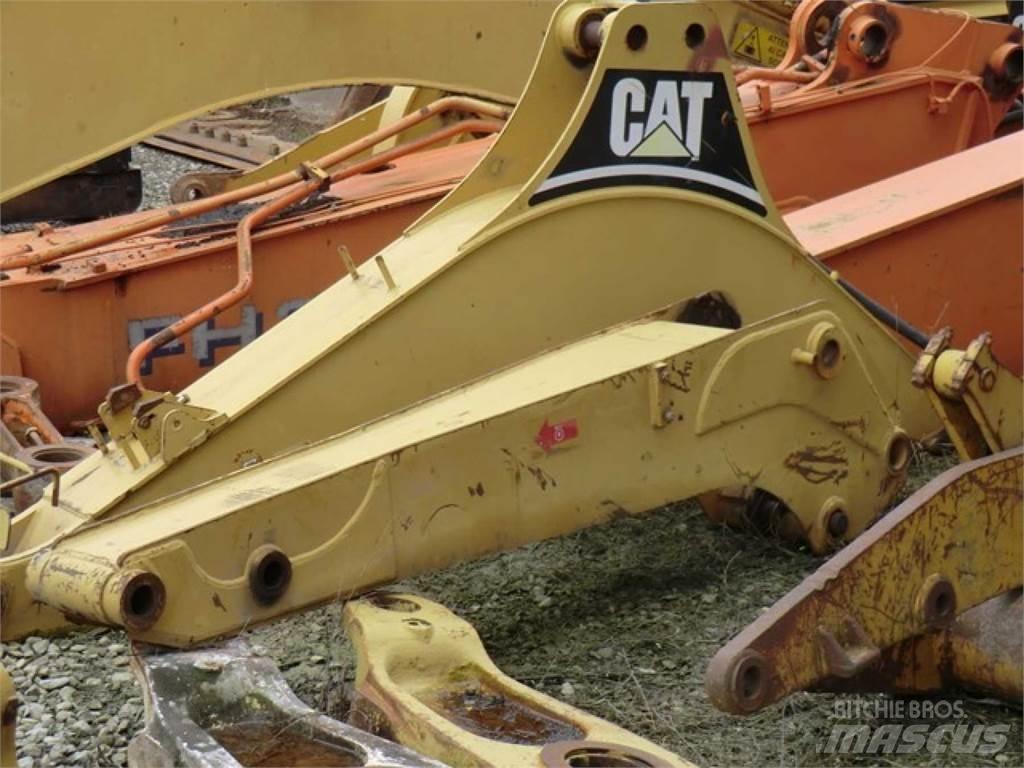 CAT 438C Saseler