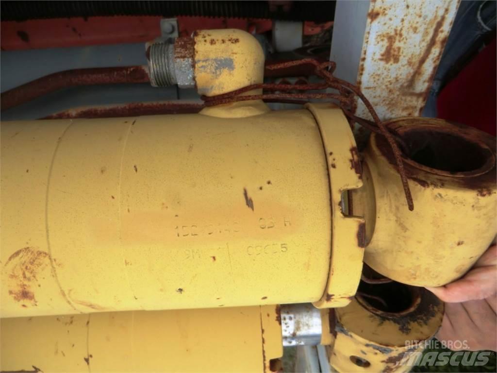 CAT 438C Diger