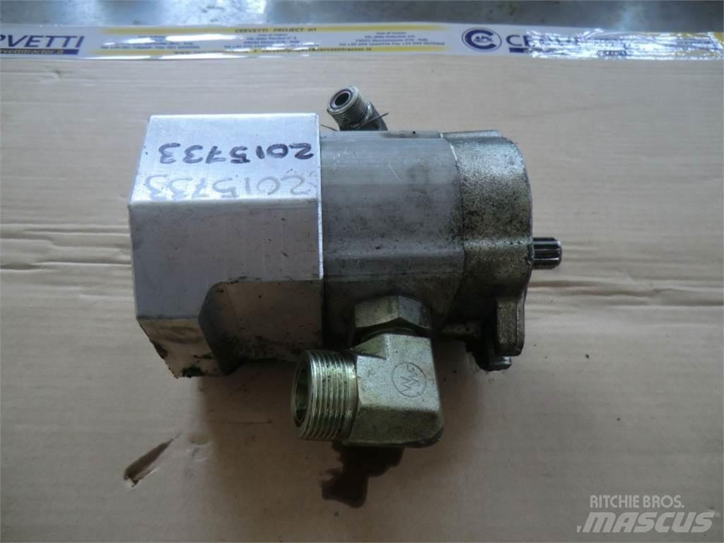 CAT 735 Diger