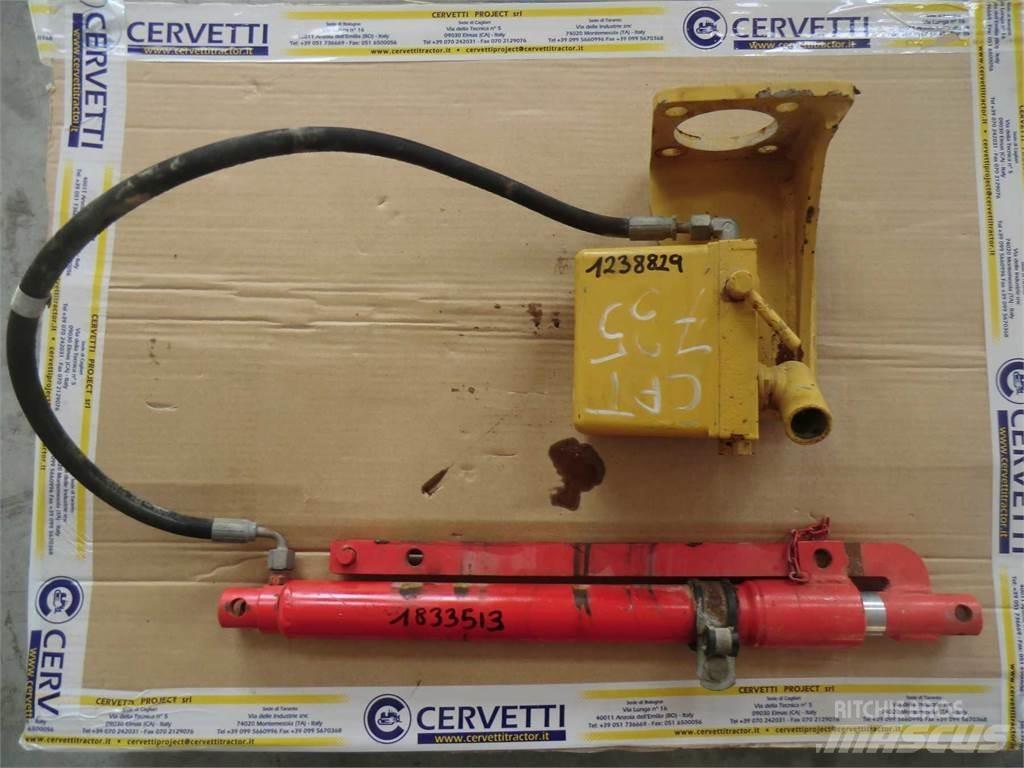 CAT 735 Diger