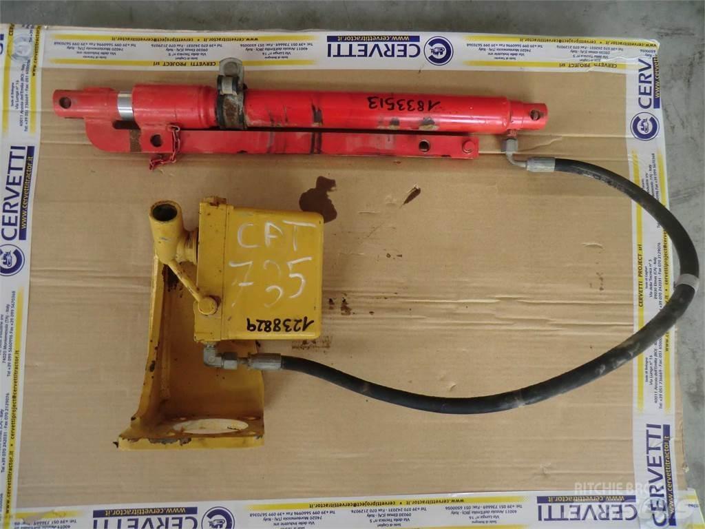 CAT 735 Diger