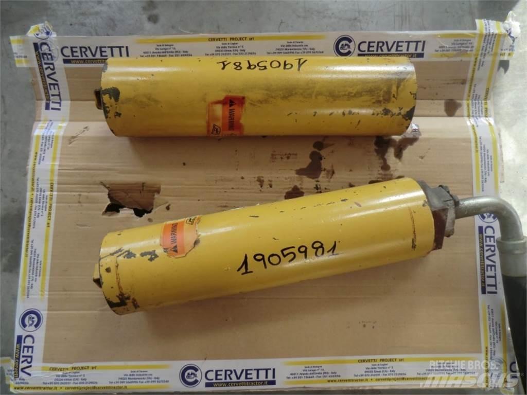 CAT 735 Diger