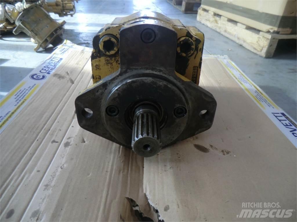 CAT 735 Diger