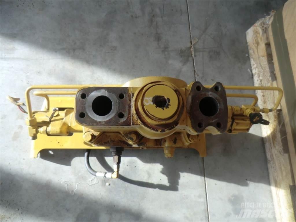 CAT 735 Diger