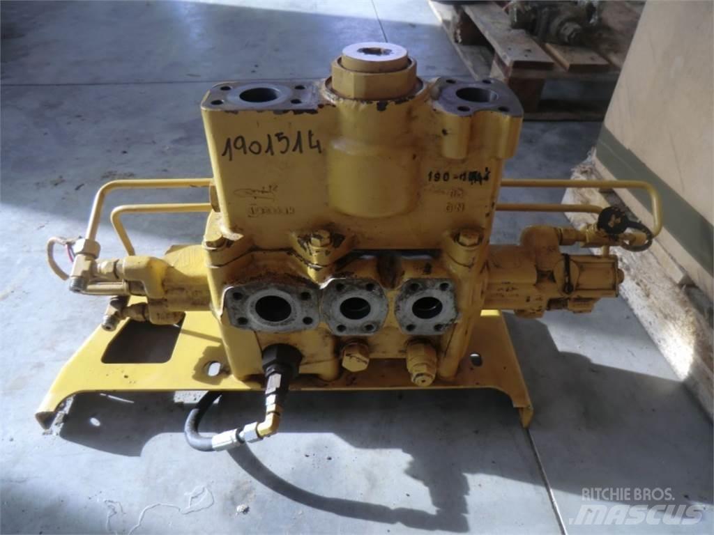 CAT 735 Diger