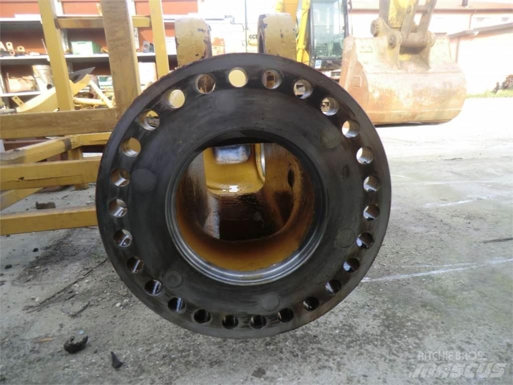 CAT 735 Diger