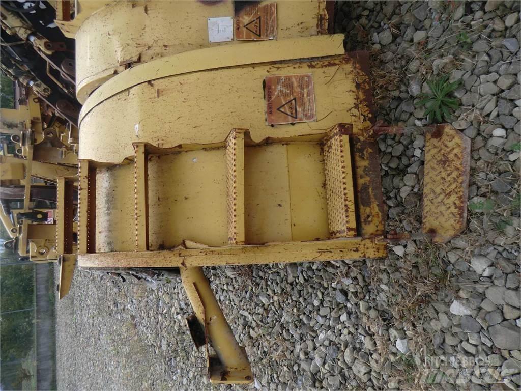 CAT 735 Saseler