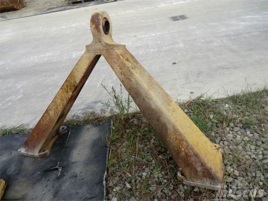 CAT 735 Saseler