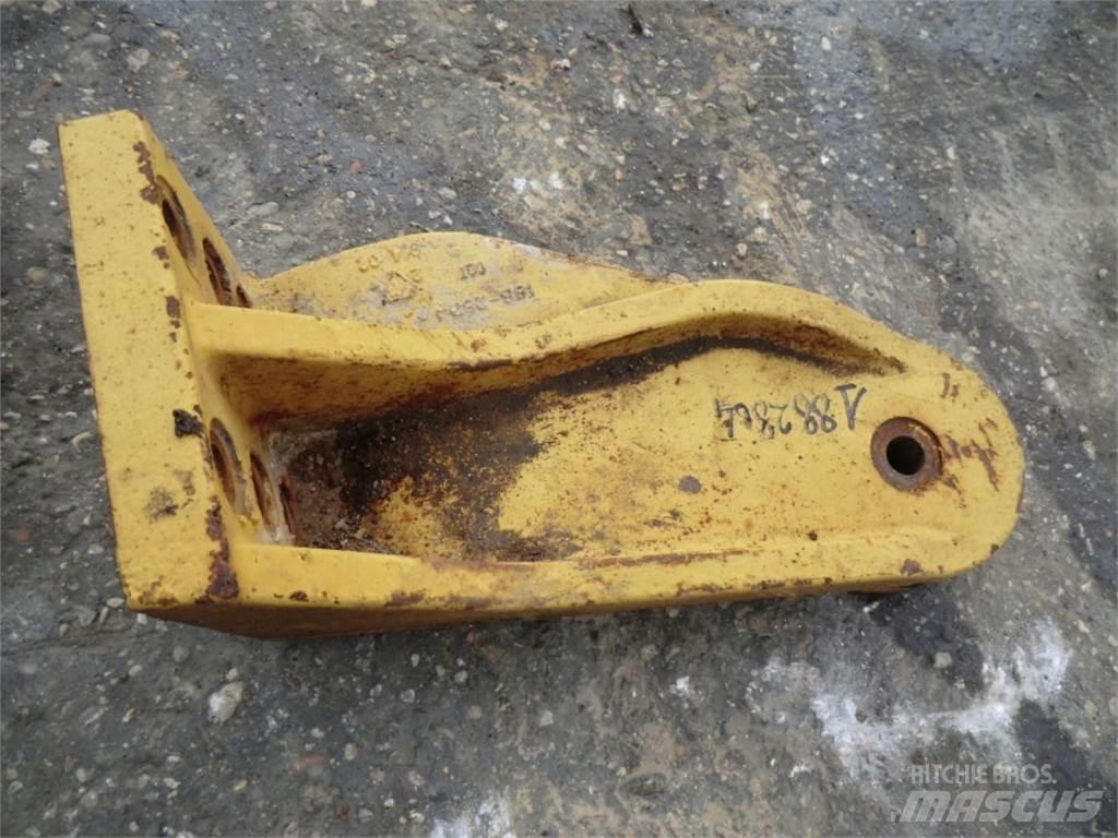 CAT 735 Saseler