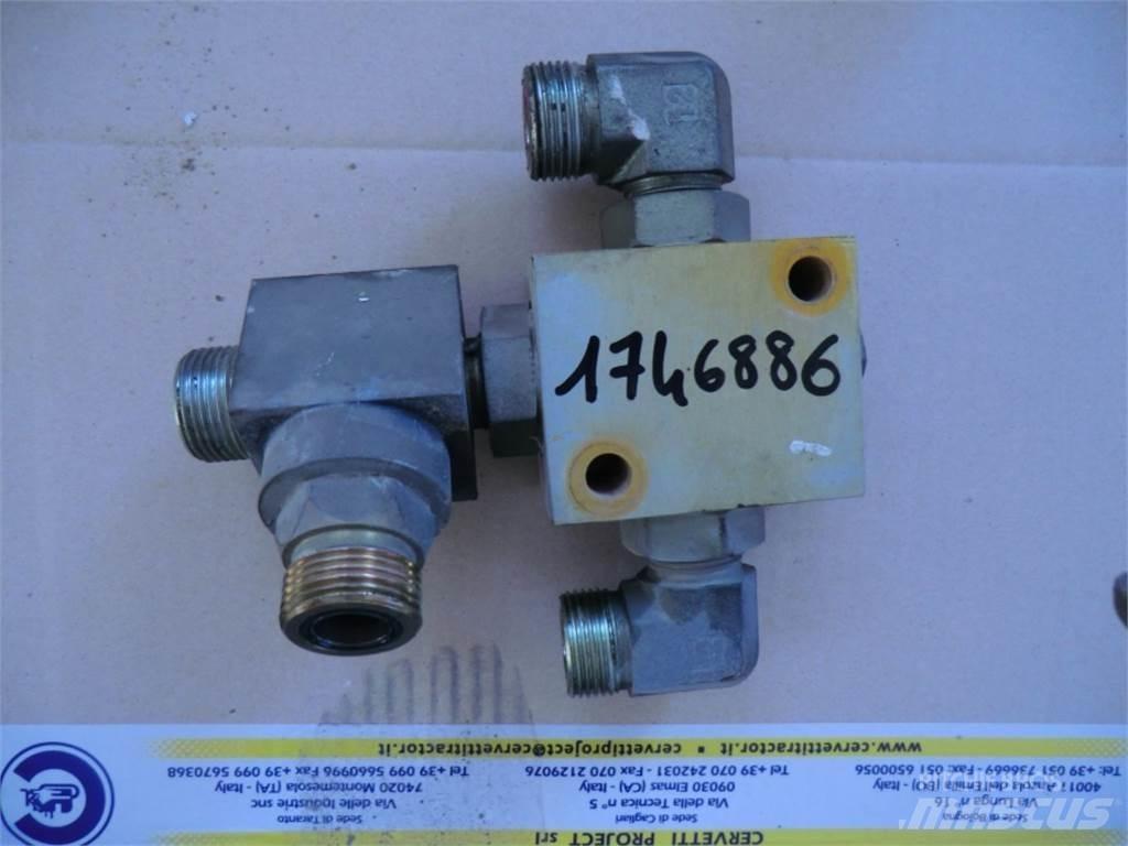 CAT 735 Diger