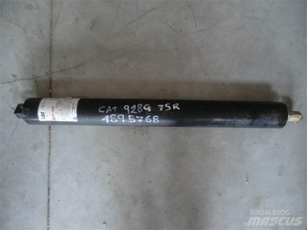 CAT 928G Diger