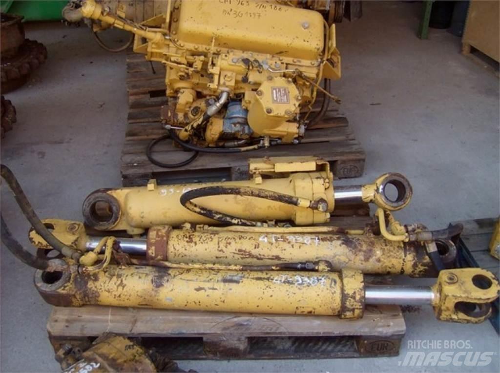 CAT 953 Diger