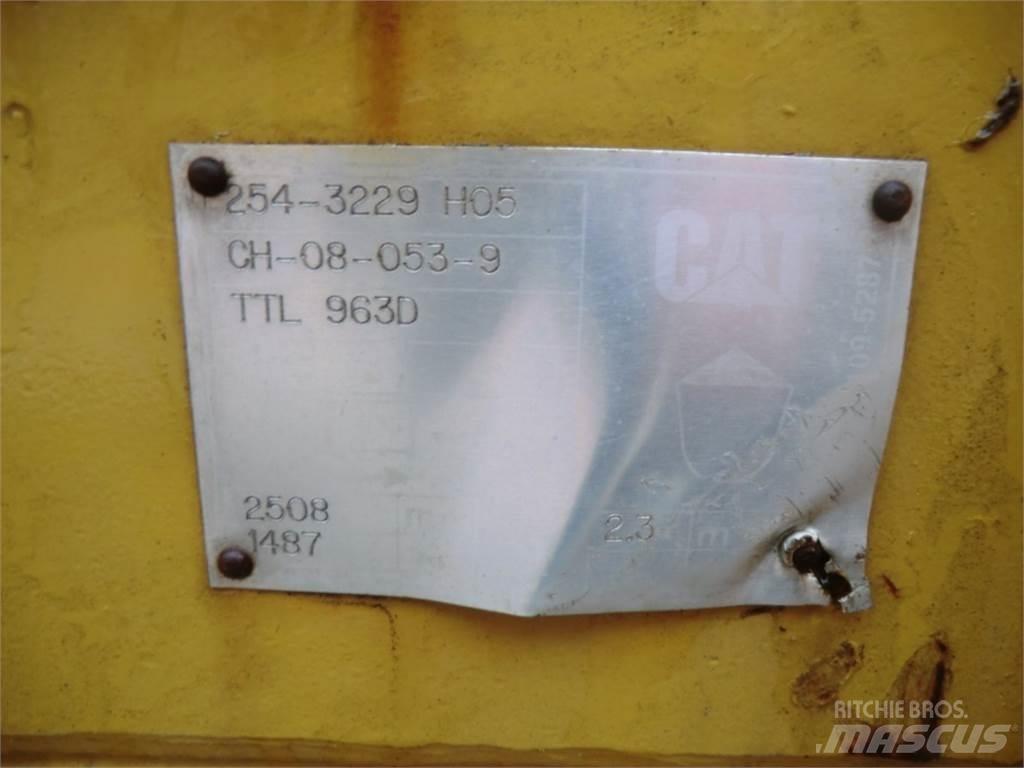 CAT 963D Diger