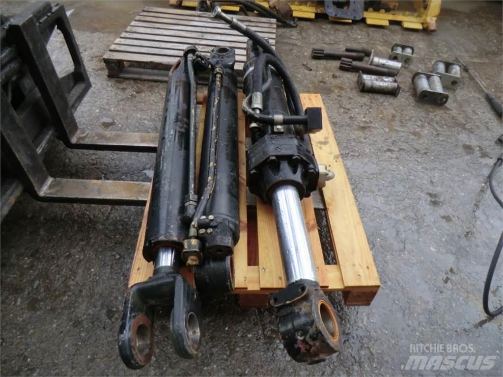 CAT 963D Diger