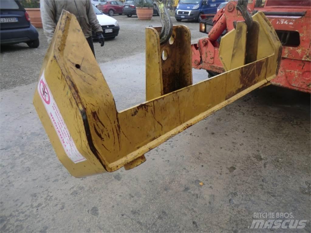 CAT 963D Saseler