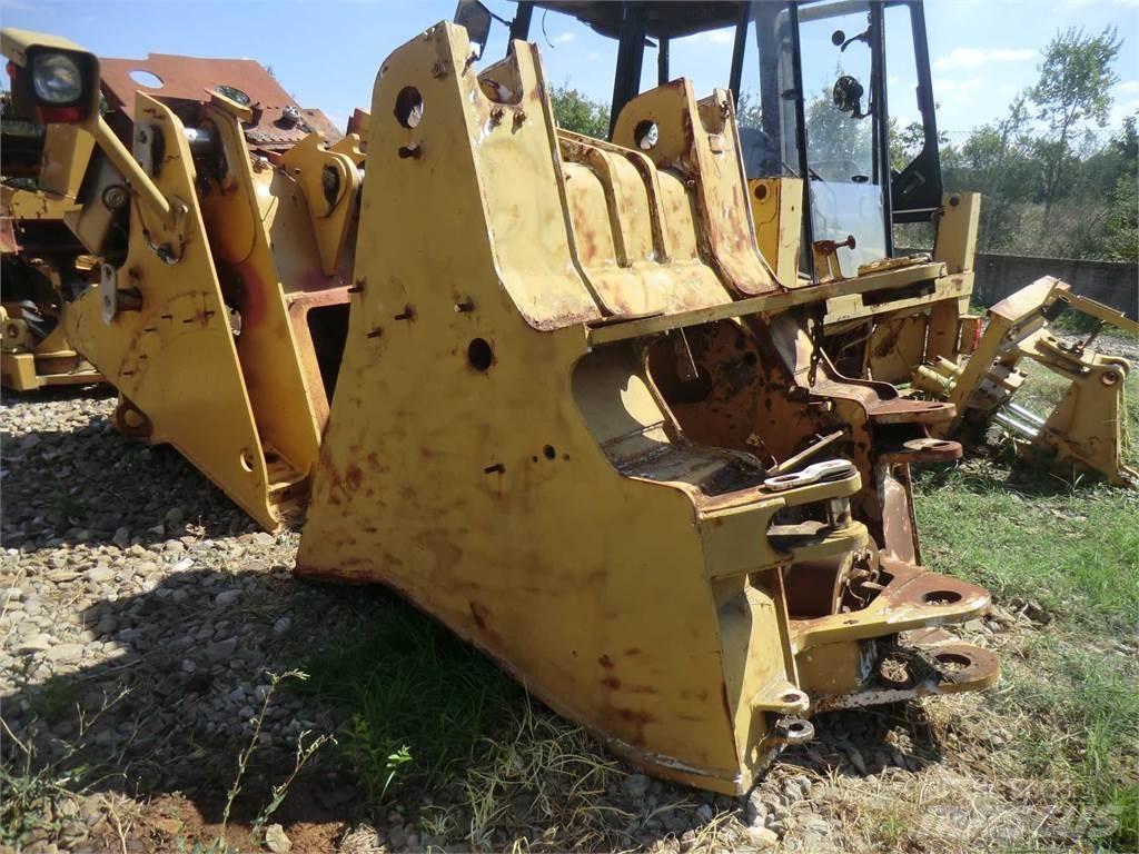 CAT 963D Saseler