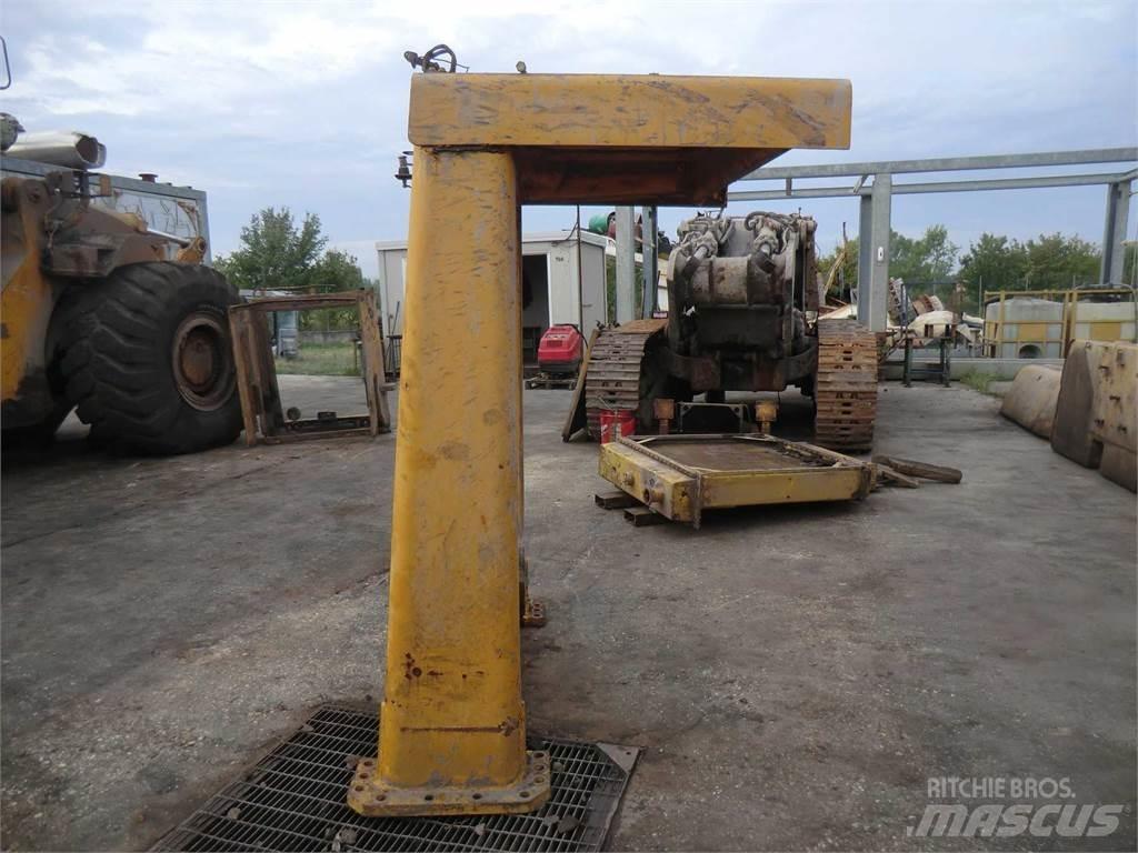 CAT 988B Saseler
