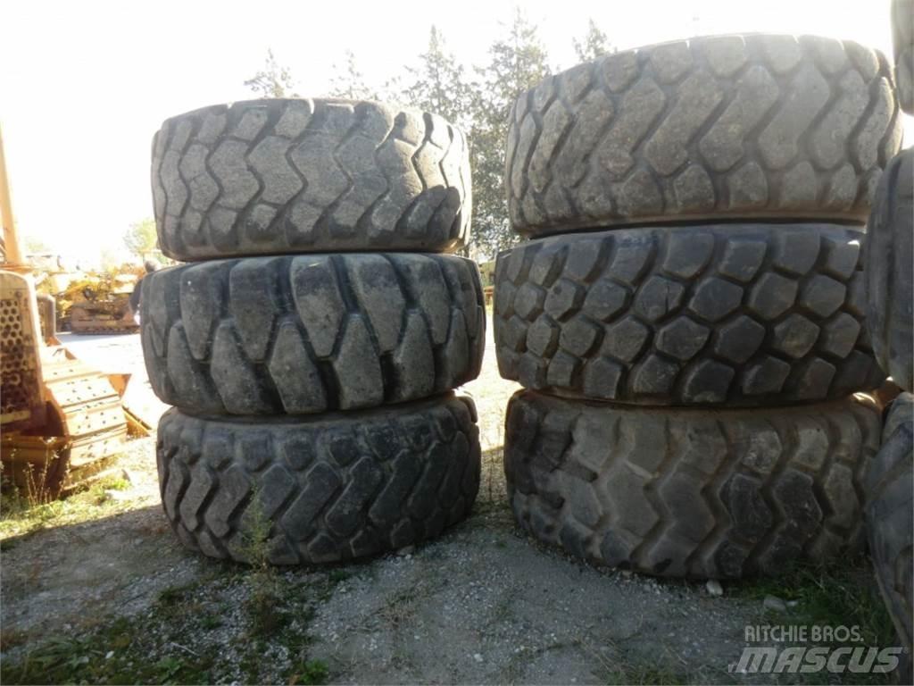 CAT 988G Diger