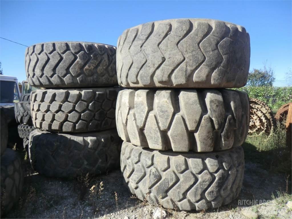 CAT 988G Diger