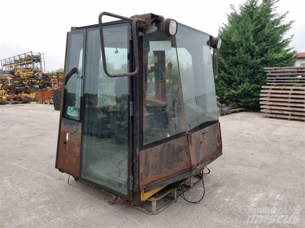 CAT 988G Saseler