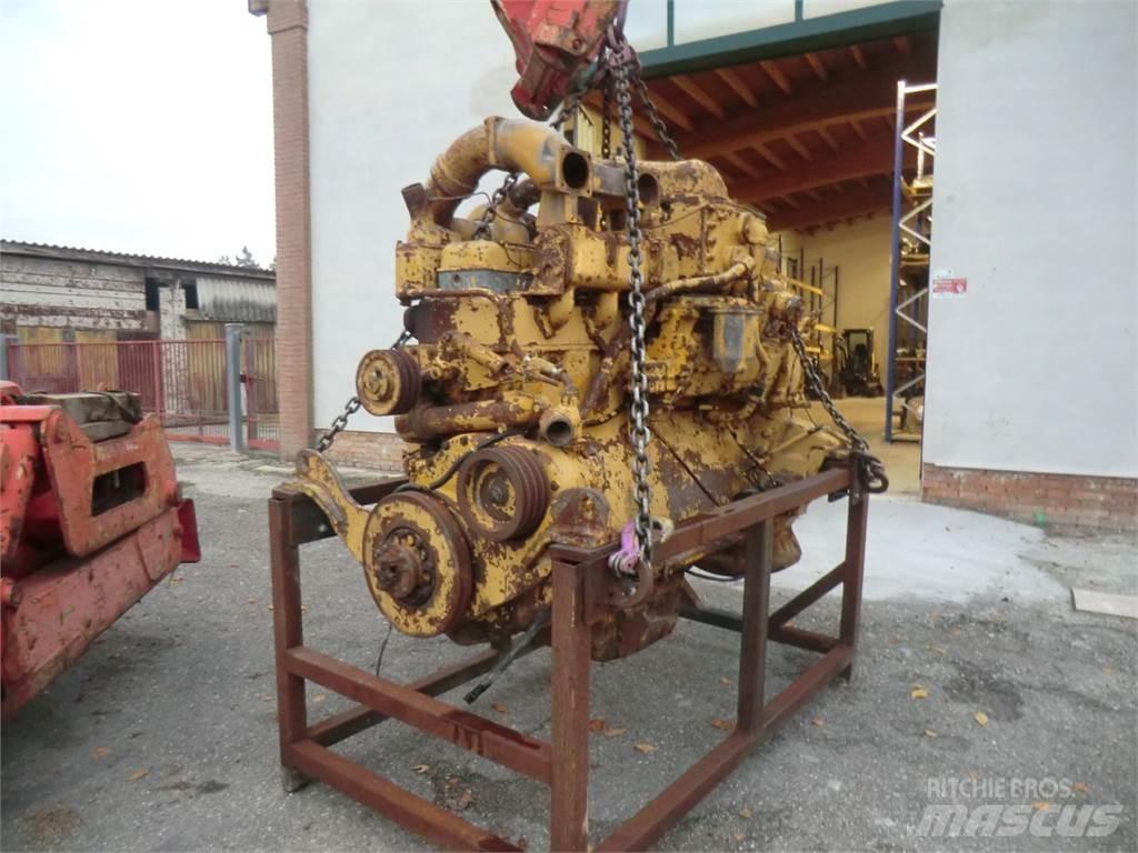 CAT D353 Motorlar