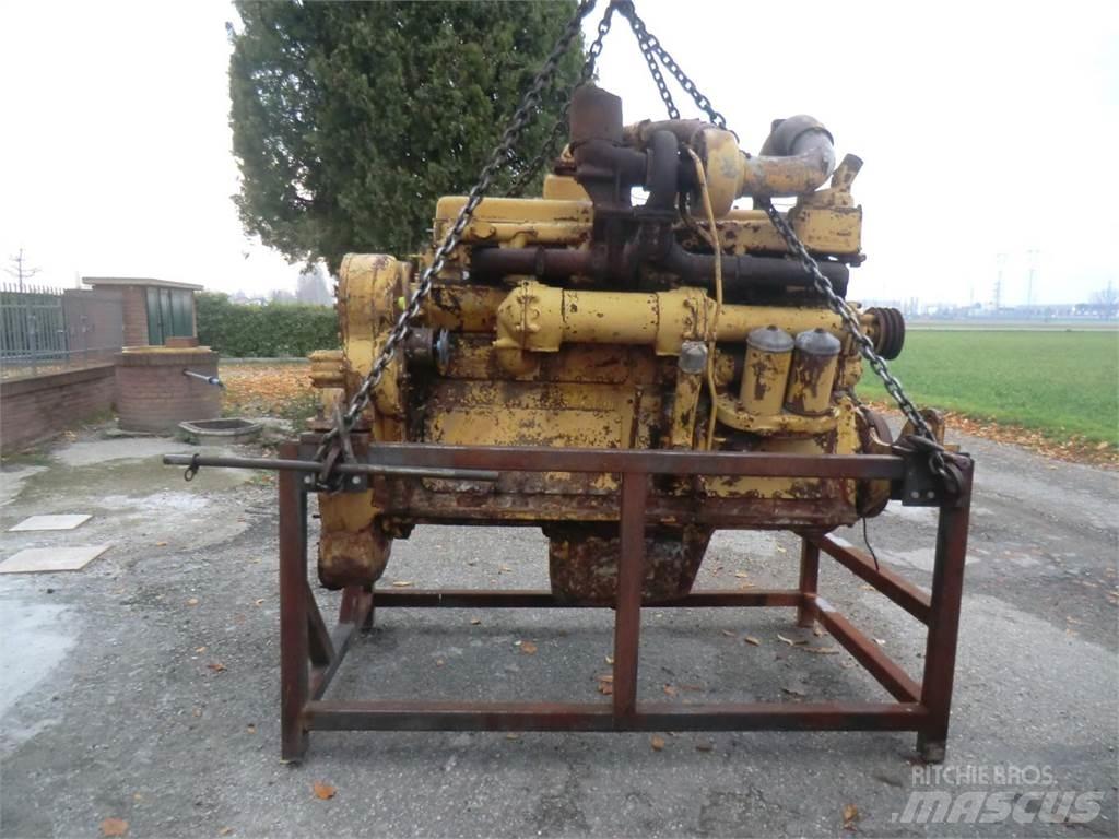 CAT D353 Motorlar