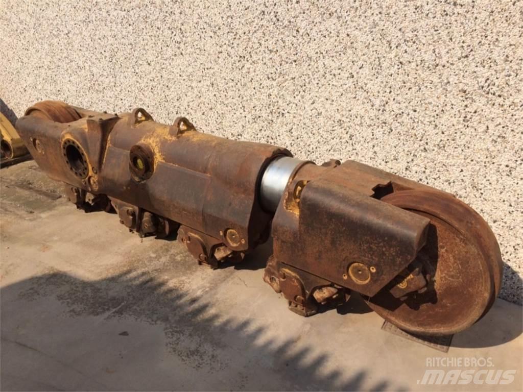 CAT  D8L Paletler