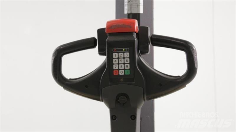 BT SWE080L Akülü depo ekipmanları