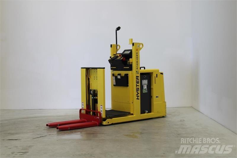 Hyster K1.0L Düsük seviye siparis toplayici