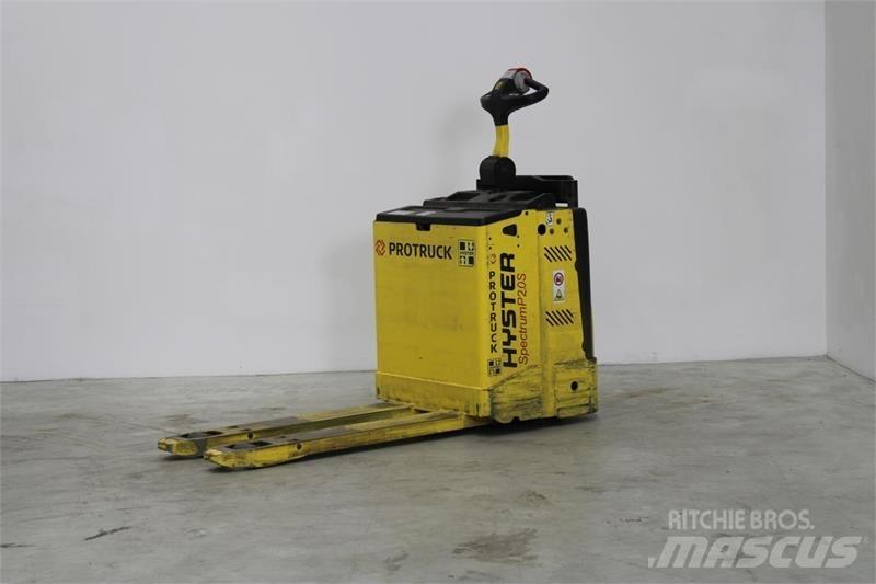 Hyster P2.0S Düsük seviye platformu