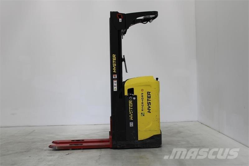 Hyster RS1.6 Akülü depo ekipmanları