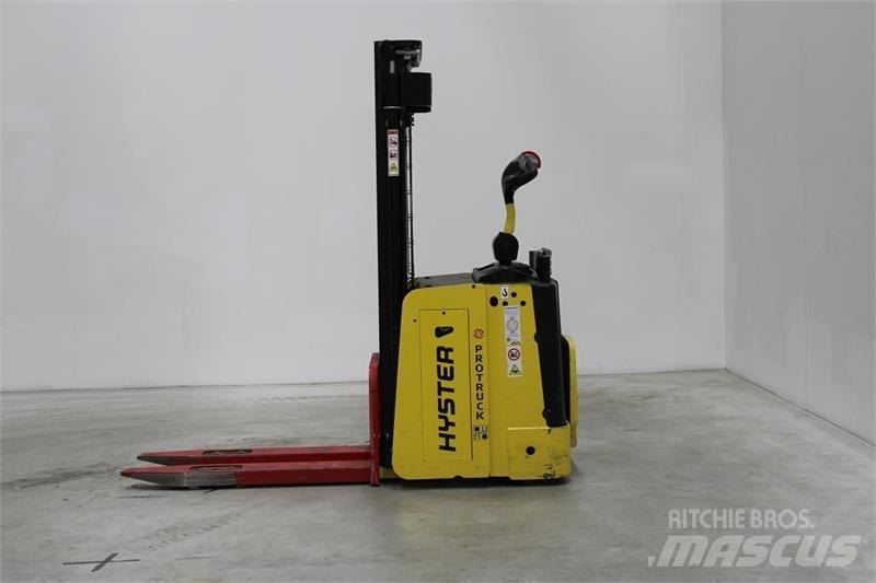 Hyster S1.5S Akülü depo ekipmanları