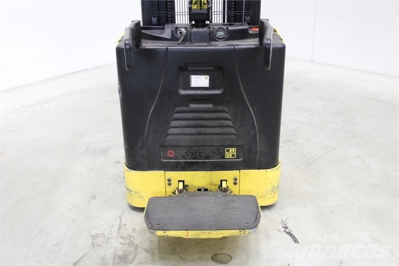 Hyster S1.5S Akülü depo ekipmanları
