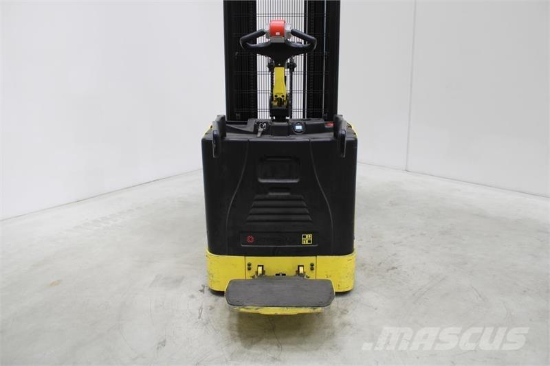 Hyster S1.5S Akülü depo ekipmanları