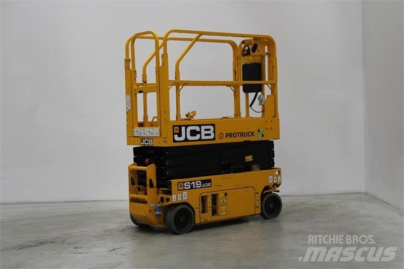 JCB S1930E Makasli platformlar