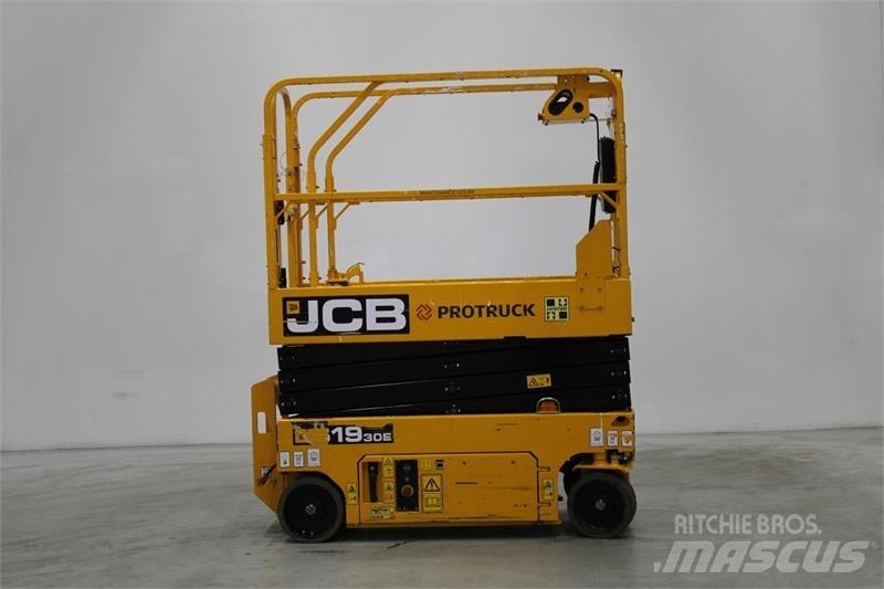 JCB S1930E Makasli platformlar