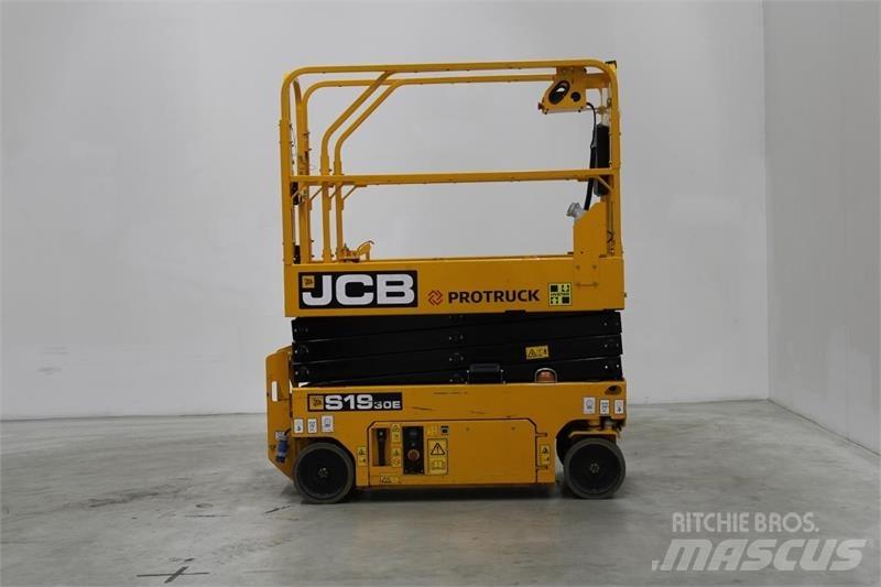 JCB S1930E Makasli platformlar