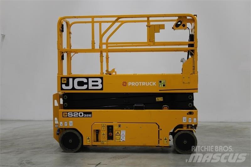 JCB S2032E Makasli platformlar