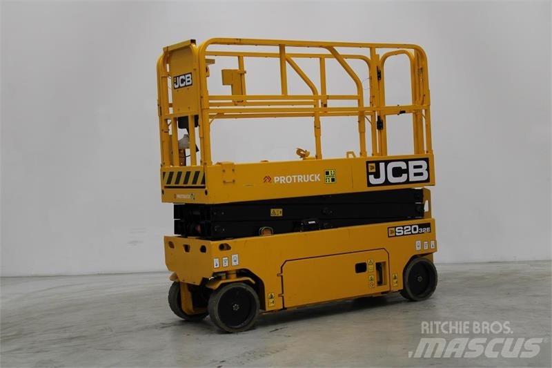 JCB S2032E Makasli platformlar