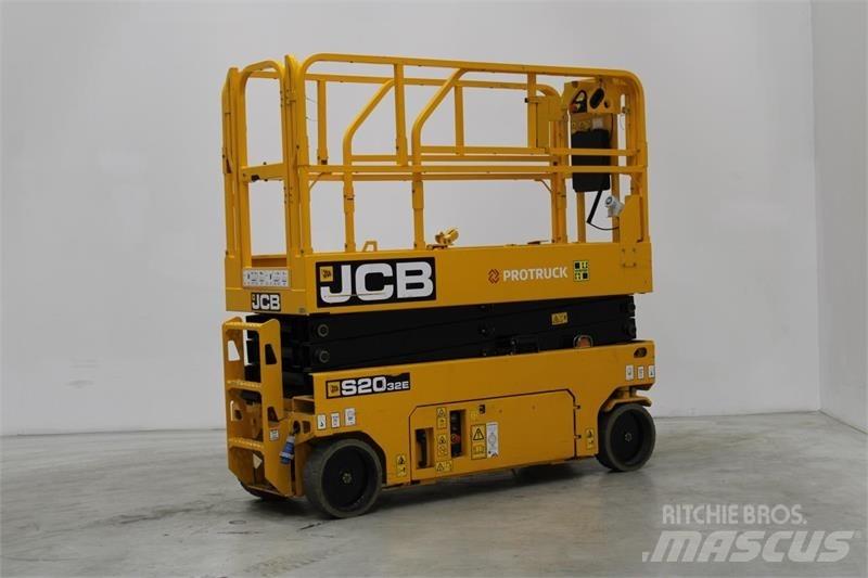 JCB S2032E Makasli platformlar